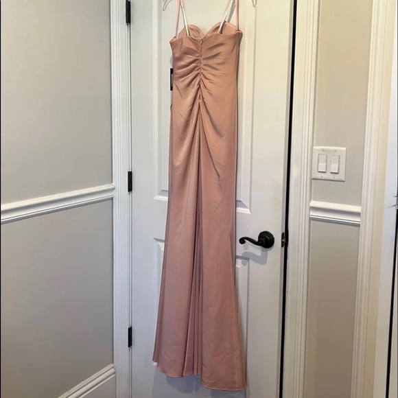 SOLD Long Formal Dress > Size 4 > Light Pink > Strapless/Padded - Picture 4 of 11